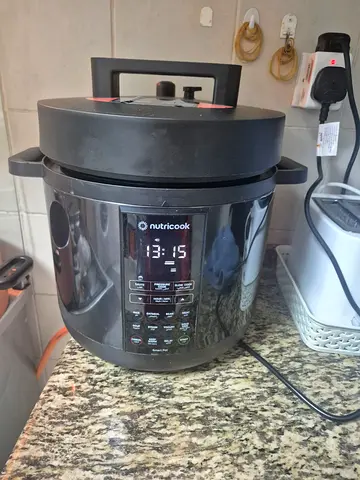 Nutricook Electric Multi Cooker / Pressure Cooker - excellent Working Condition