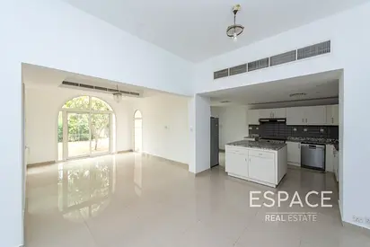 Exclusive | Standard | Lake View