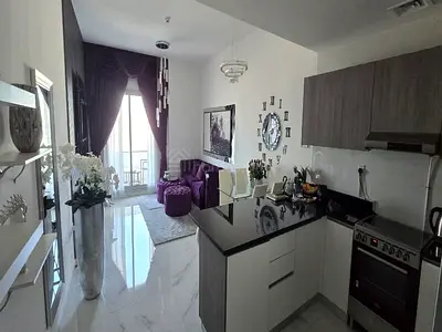 Luxury Furnished | Close to Metro | Upgraded