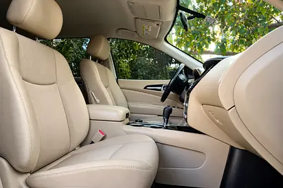 2019 Nissan PATHFINDER photo 4