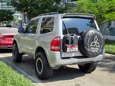 2004 Mitsubishi Pajero GCC Specs for Sale