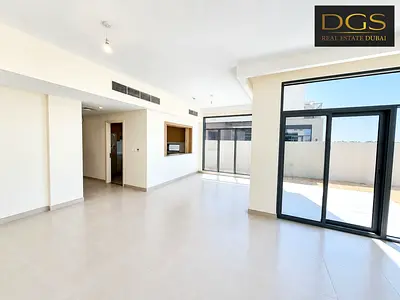 4BR | Single Row | Landscaped Garden