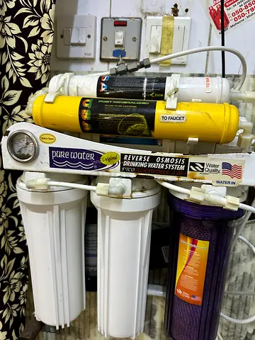 Used Reverse Osmosis Water Filtration System (5-Stage) - Working