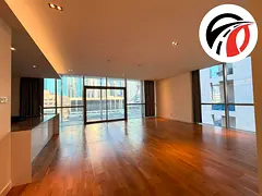 ULTRA-LUXURY 3-BEDROOM APARTMENT | CITY WALK