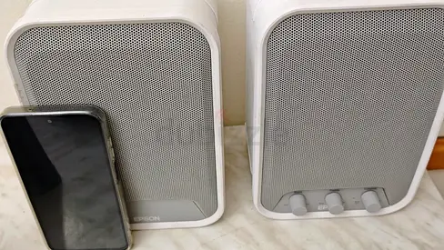 Epson desktop speakers with wired adapter (pair) - good working condition