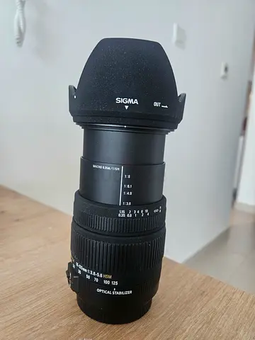 Sigma 18-125mm f/3.8-5.6 DC OS HSM – Image Stabilizer & Autofocus