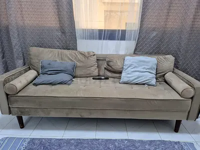 Single sofa