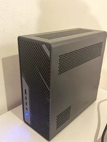 MINISFORUM MS-02 Ultra