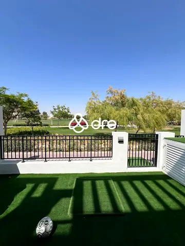 Park Facing Unit | Spacious | Private Garden