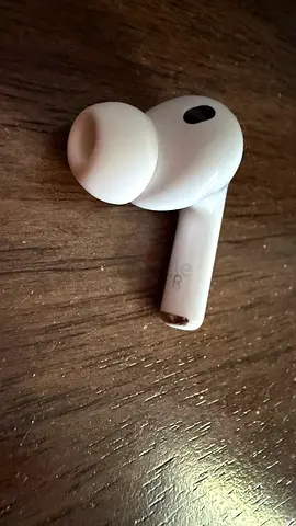 Single right wireless earbud (used) - 3 month old fits AirPods Pro 3rd Gen. pay after testing.