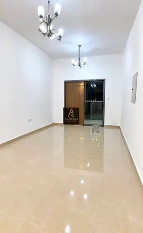 للايجار السنوي بالحميديه 1 شقه غرفتين وصاله وبلكونه و 2 حمام تاني ساكن مبني جديد عمره فقط سنتين سهل الخروج والدخول لدبي