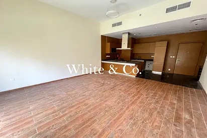 SPACIOUS LAYOUT | UPGRADED | LOW FLOOR