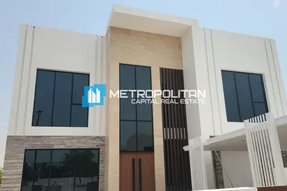 Massive 5BR | Premium Living | Maids and Drivers