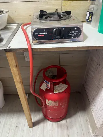 Gas Cylinder 14kg with Regulator and Stove