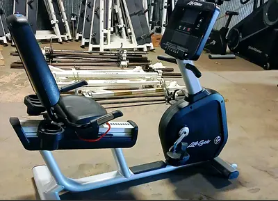 Life Fitness Integrity Lifecycle Recumbent w/ X Console