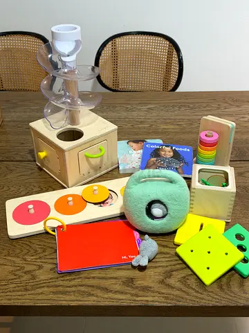 Lovevery 13-15 month toys set – blocks, stacking, sensory plush and puzzles