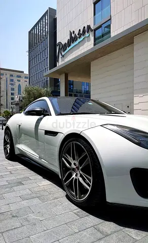 Stunning Jaguar F-Type 2018 R-Dynamic GCC Specs