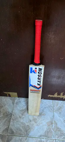 KARSON Kashmir Willow Cricket Bat with Grip - minimal Used