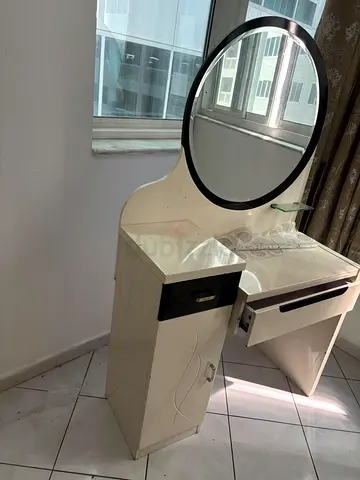 White Vanity Dressing Table with Round Mirror and Storage