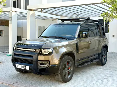 Super clean Land Rover Defender 110 X-Dynamic HSE 2021 GCC Specs