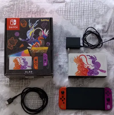 Pre-Owned Nintendo Switch OLED Pokemon Scarlet & Violet Edition Bundle 64GB