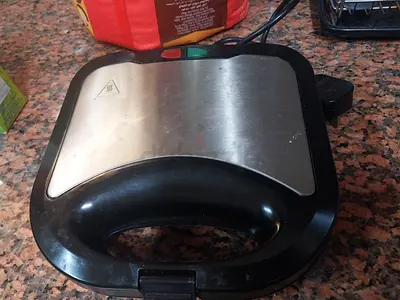 Sandwich maker 30 aed