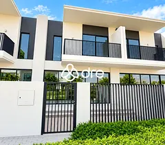 Single Row | 3BR | Steps from Golden Beach