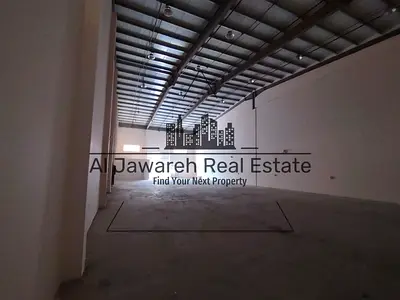 Property Size: 5200 sq ft Property Details: 60 kW electricity