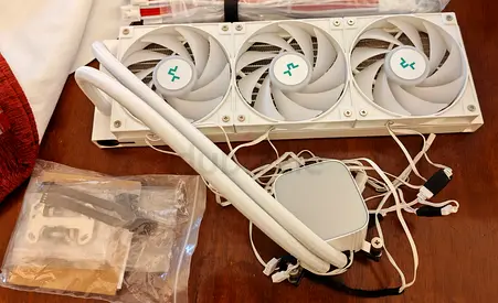 Deepcool LS 360mm Liquid CPU cooler White used for sale