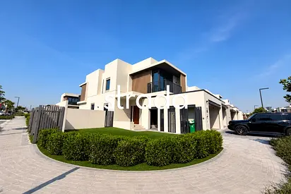 Corner Unit | Landscaped Inc | Beside Pool