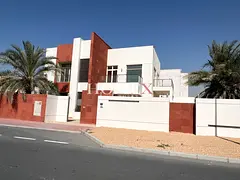 LUXURY 5BEDROOM VILLA| PRIVATE POOL|PRIVATE GARDEN