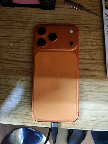 I phone 17 pro max 2TB ORANGE