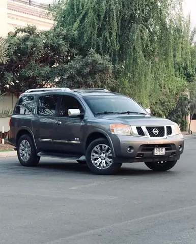 GCC NISSAN ARMADA 2015 MODEL V8 LE 4X4 FULL OPTION  (SINGLE OWNER USED CAR)