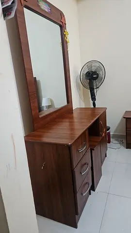 Wooden dressing table with mirror and 3 drawers - good condition