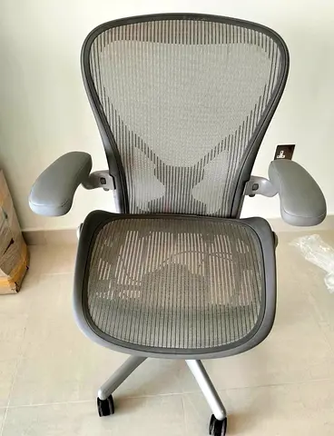 Herman miller grey fully loaded Mesh Office Chair with Adjustable Armrests and Lumbar Support