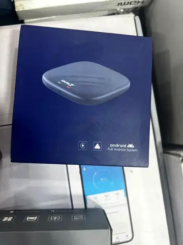 Carlinkit Full Android 13 System AI Box LED Edition