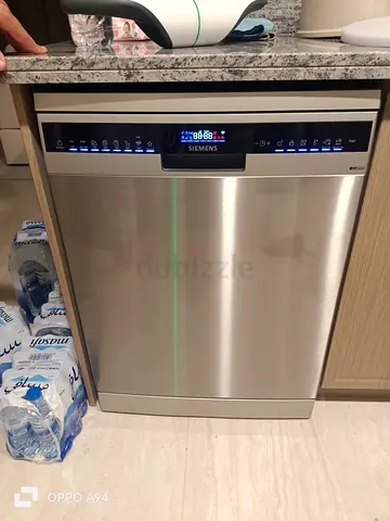 Siemens iQ500 freestanding stainless steel dishwasher 3 Rack- good condition