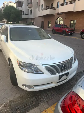 2009 Lexus LS 460 LARGE LONG GCC Specs – Excellent Condition, Well Maintained new tiers