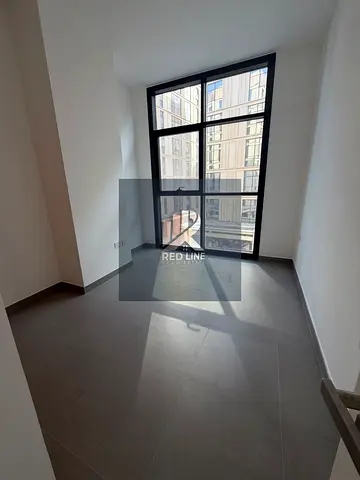 1-bedroom apartment (with living room) / Swimming pool / Gym / Parking / Not tenanted / No commission fees / Al Mamsha / Sharjah