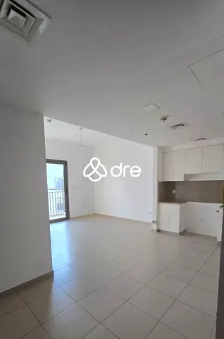 12 Cheques | Unfurnished | Higher Floor | Vacant
