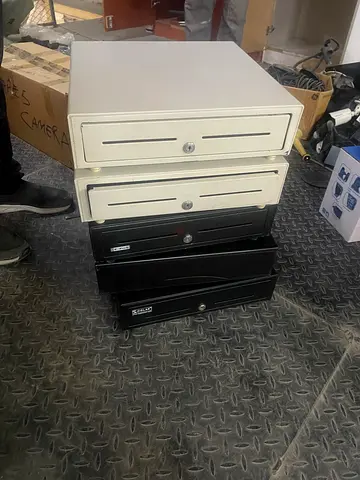 Cash drawer