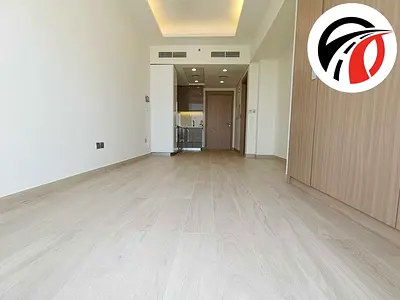 Spacious Layout Stunning view Luxurious Studio