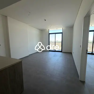 Brand New I Ready to Move in