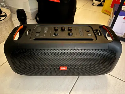 JBL Portable Bluetooth Party Speaker with Mic - Good Condition…