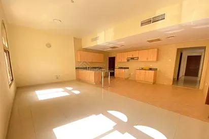 Massive 3BR| Semi-Detached Villa | 2 Kitchens