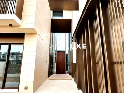 Luxury Living | Private Garden | Prime Location