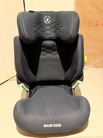 Kore isize maxi cosi child car seat