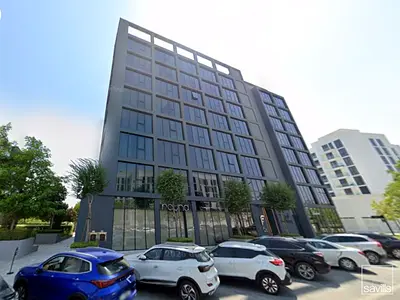 Spacious Modern Flat | Prime Aljada Hub