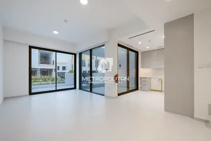 Single Row | Great Location | Triplex