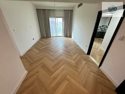LUXURY READY TO MOVE 2B GATED COMMUNITY